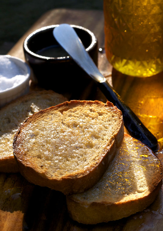 Schmaltz on bread@540