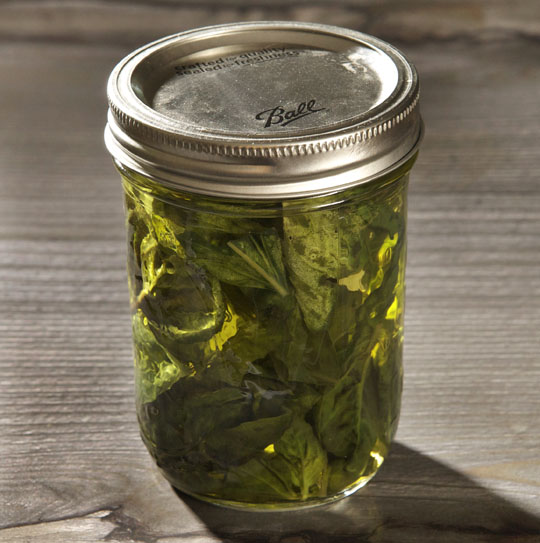 Basil infused gin @540