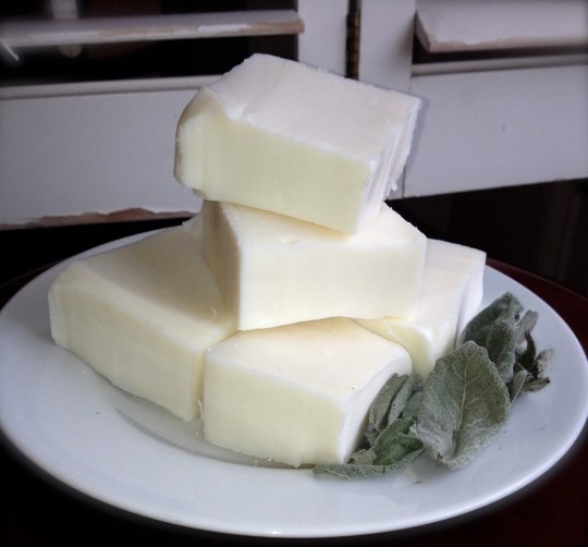 Soap made from scratch. Photo by my iPhone.